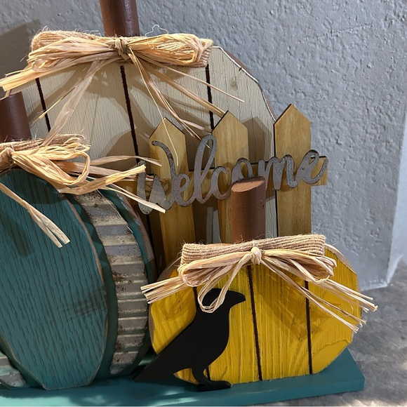 Fall Decor - Picture 7 of 7